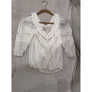 Studio M size XS white womens blouse top